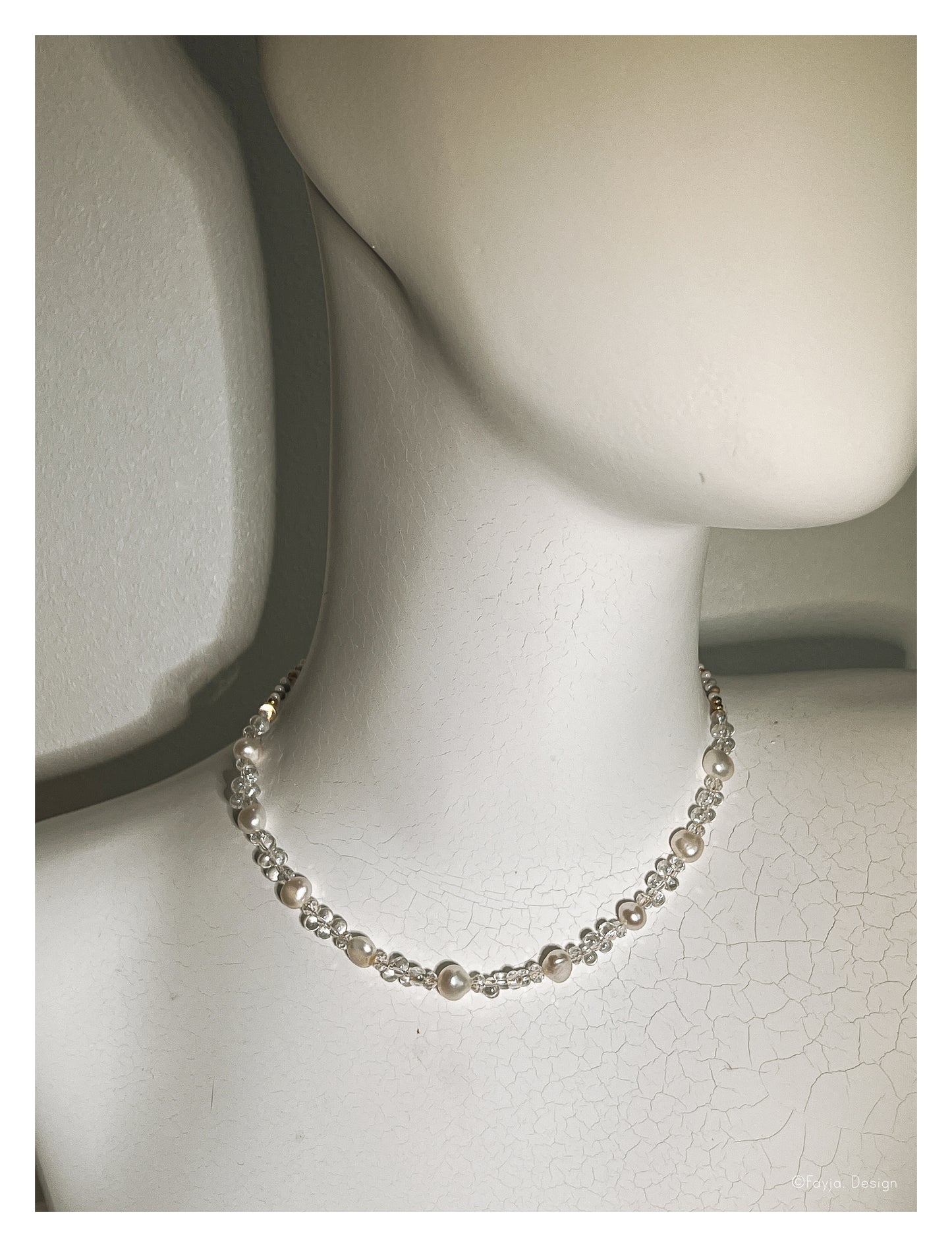 Translucent Bliss - Pearl choker - 40cm