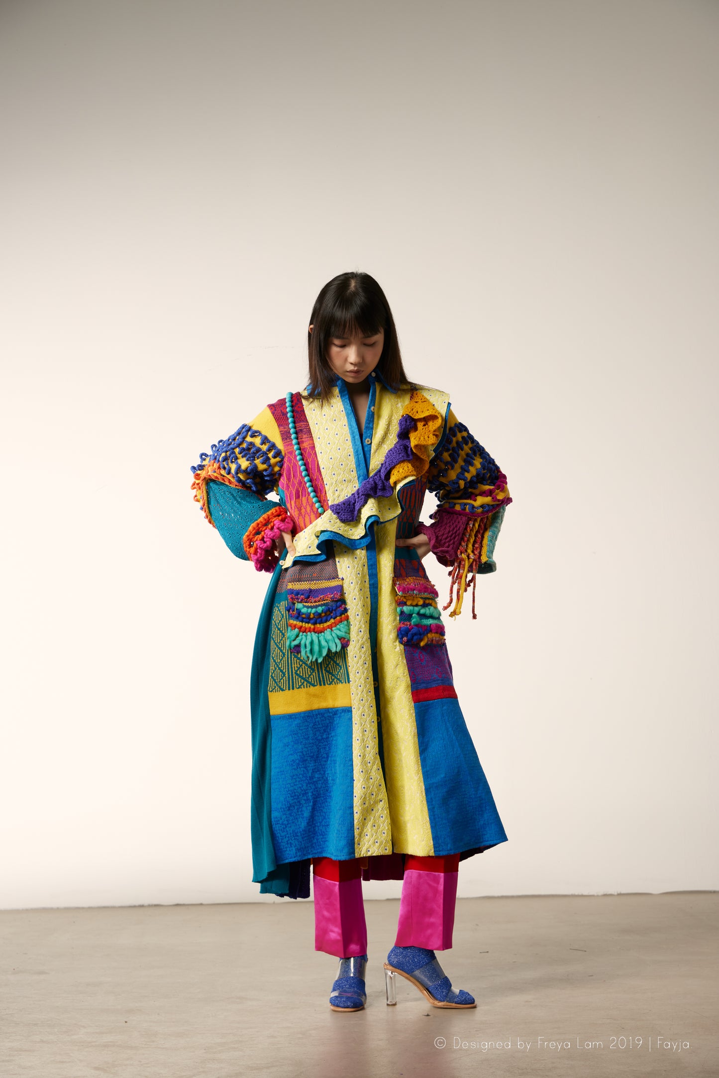 Show outfit 5 -
