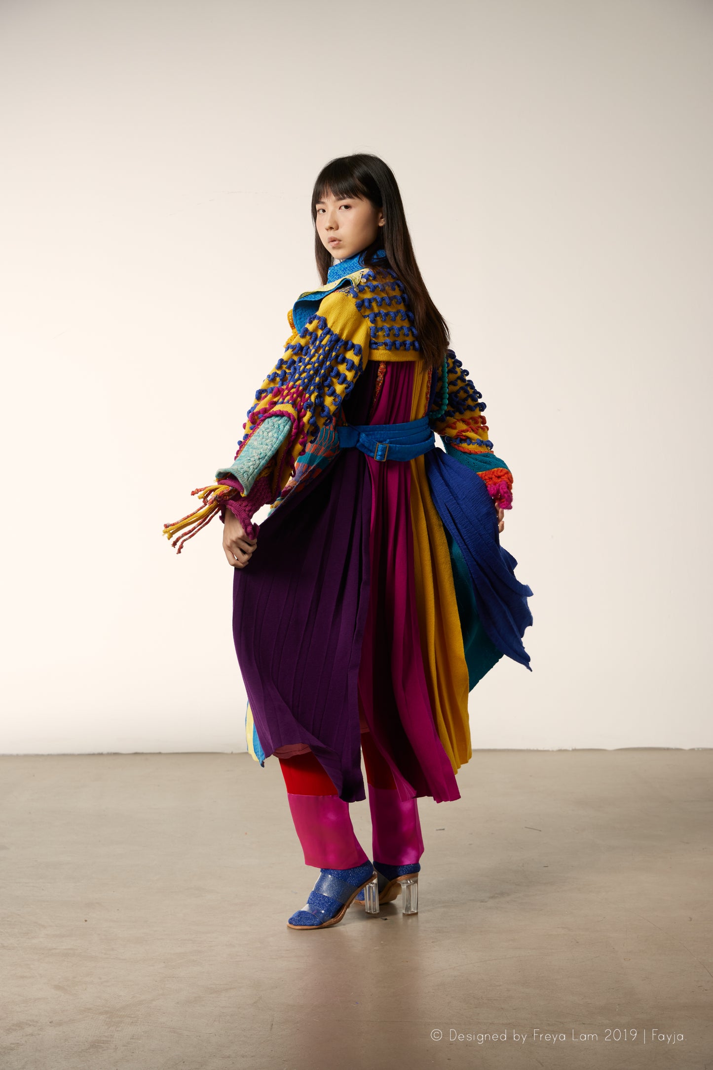 Show outfit 5 -