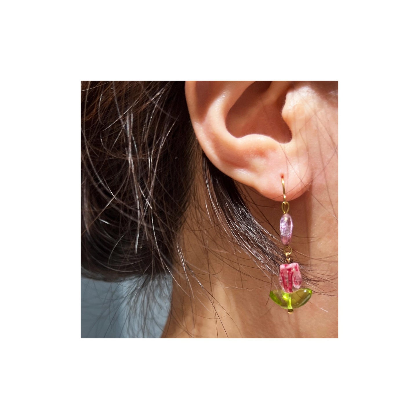 Tulip drop earrings, cute flower earrings, purple heart tulip earring, flower earrings, gift for her, glass bead tulip elements earrings