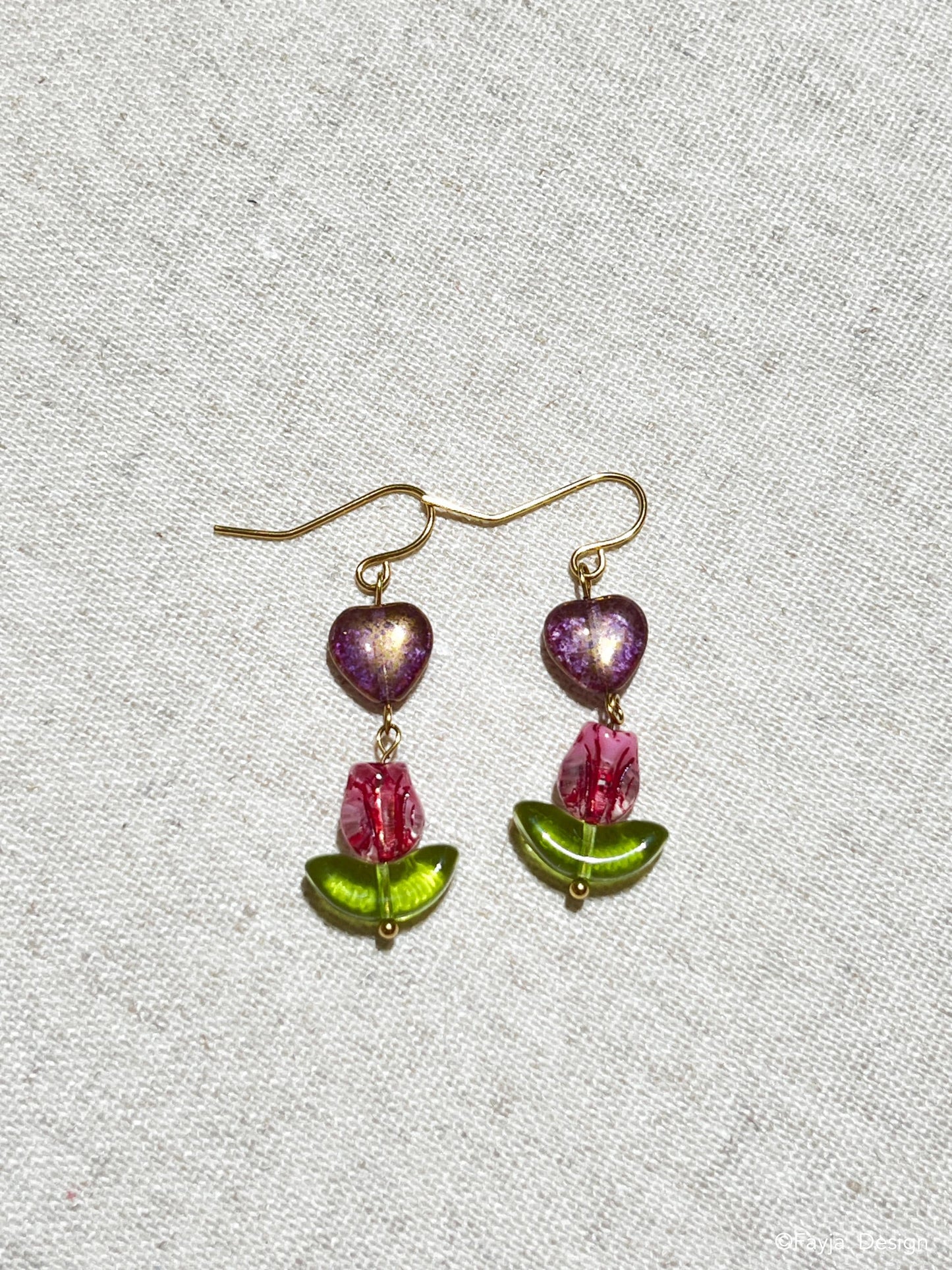 Tulip drop earrings, cute flower earrings, purple heart tulip earring, flower earrings, gift for her, glass bead tulip elements earrings