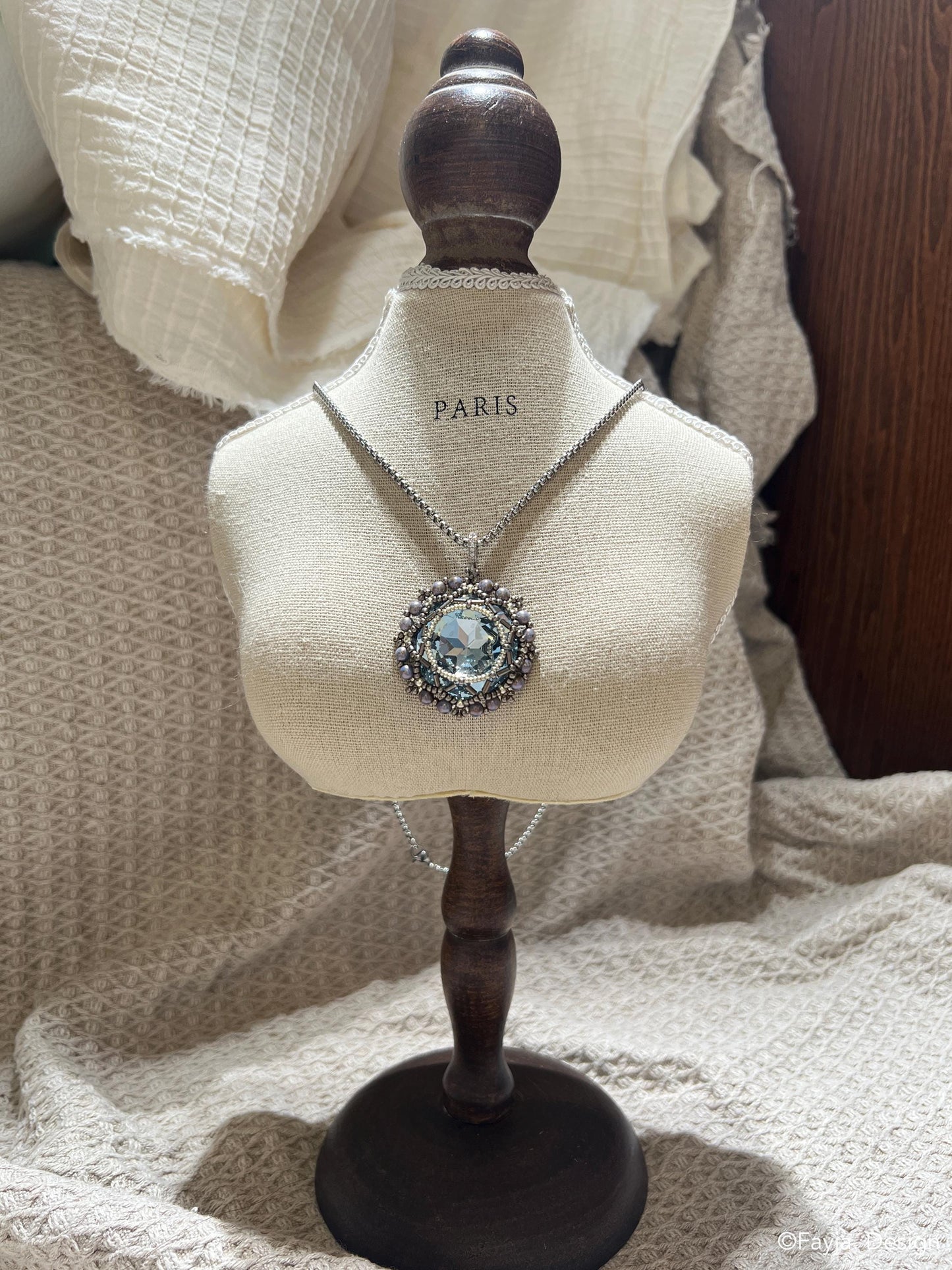 Handcrafted Beaded Bezel Crystal Flower Pendant necklace